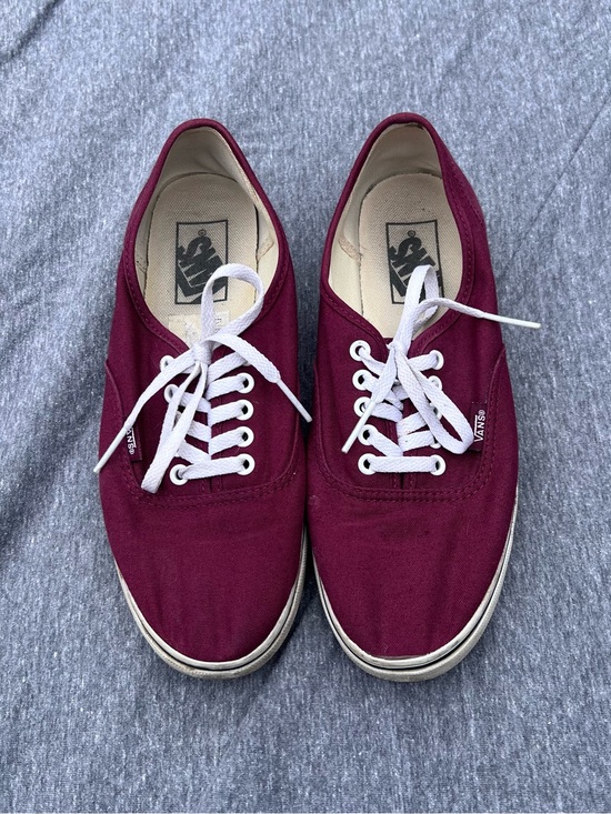 Vans Shoes - Lo Pro Maroon VANS - Women’s 7 - Lace Up Sneakers